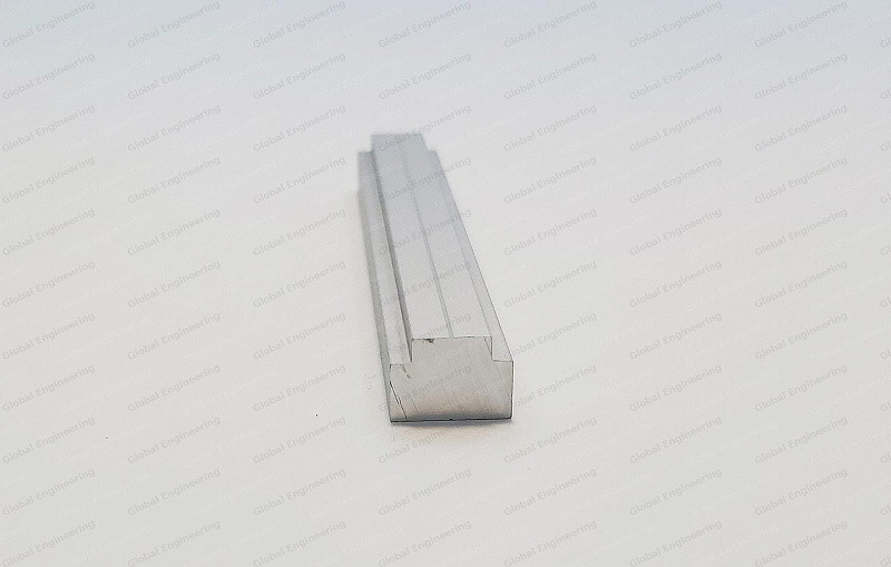 PR TR013/1SM